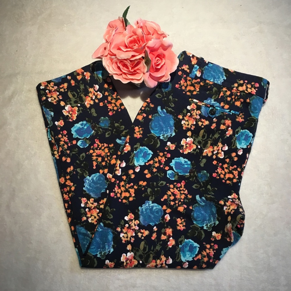 Floral crop pants